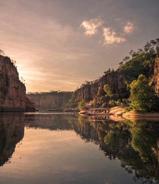 The sunrising over Katherine Gorge